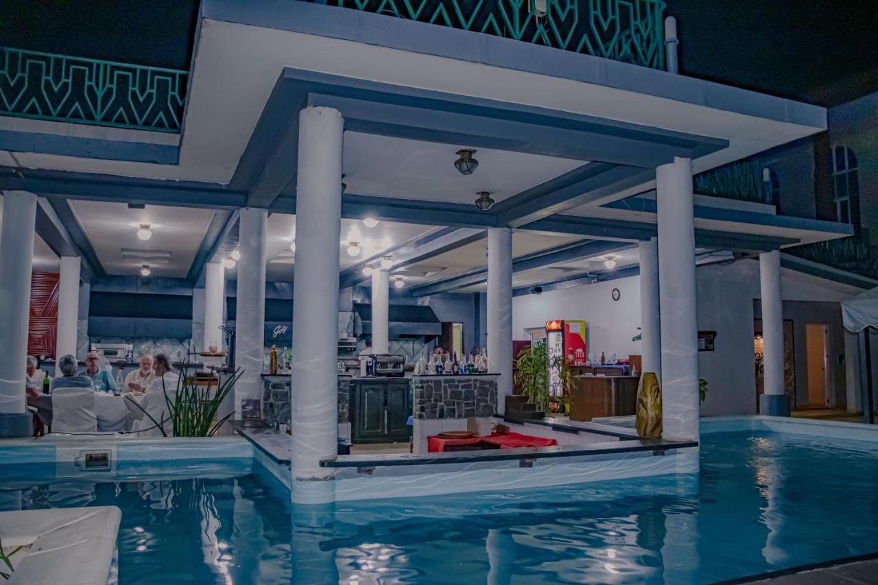 Le Grand Hotel Diego Antsiranana Екстер'єр фото