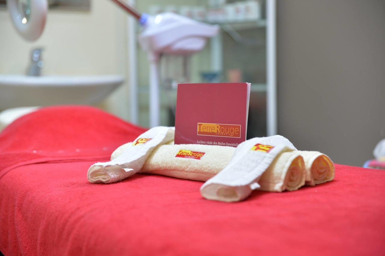 Le Grand Hotel Diego Antsiranana Екстер'єр фото