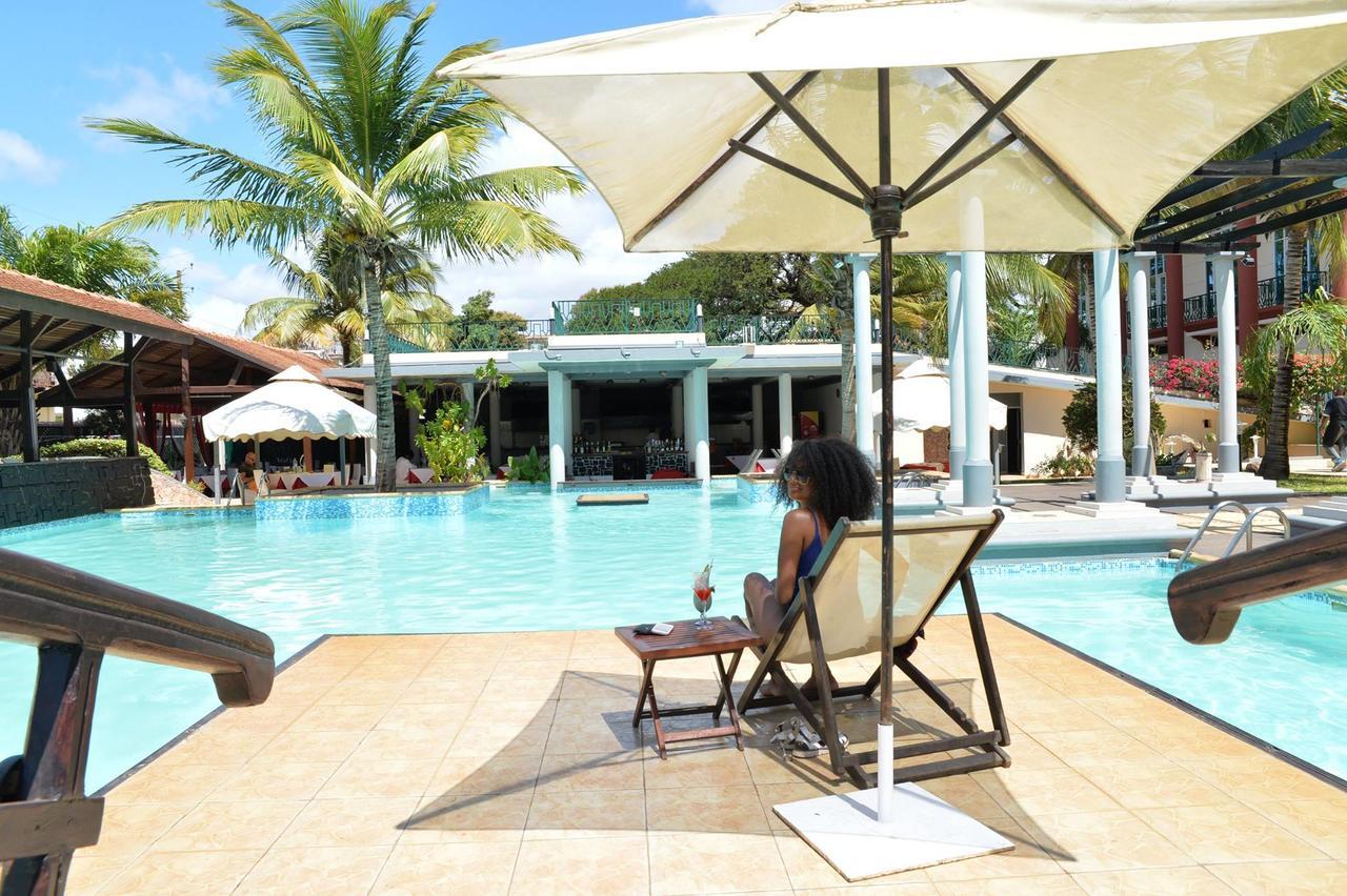 Le Grand Hotel Diego Antsiranana Екстер'єр фото